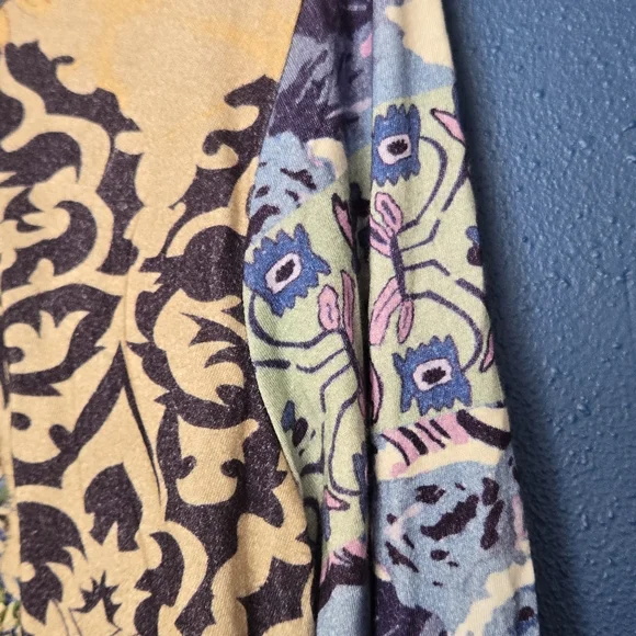 Sundance Artistic Floral Long Sleeve Top - Picture 4 of 6